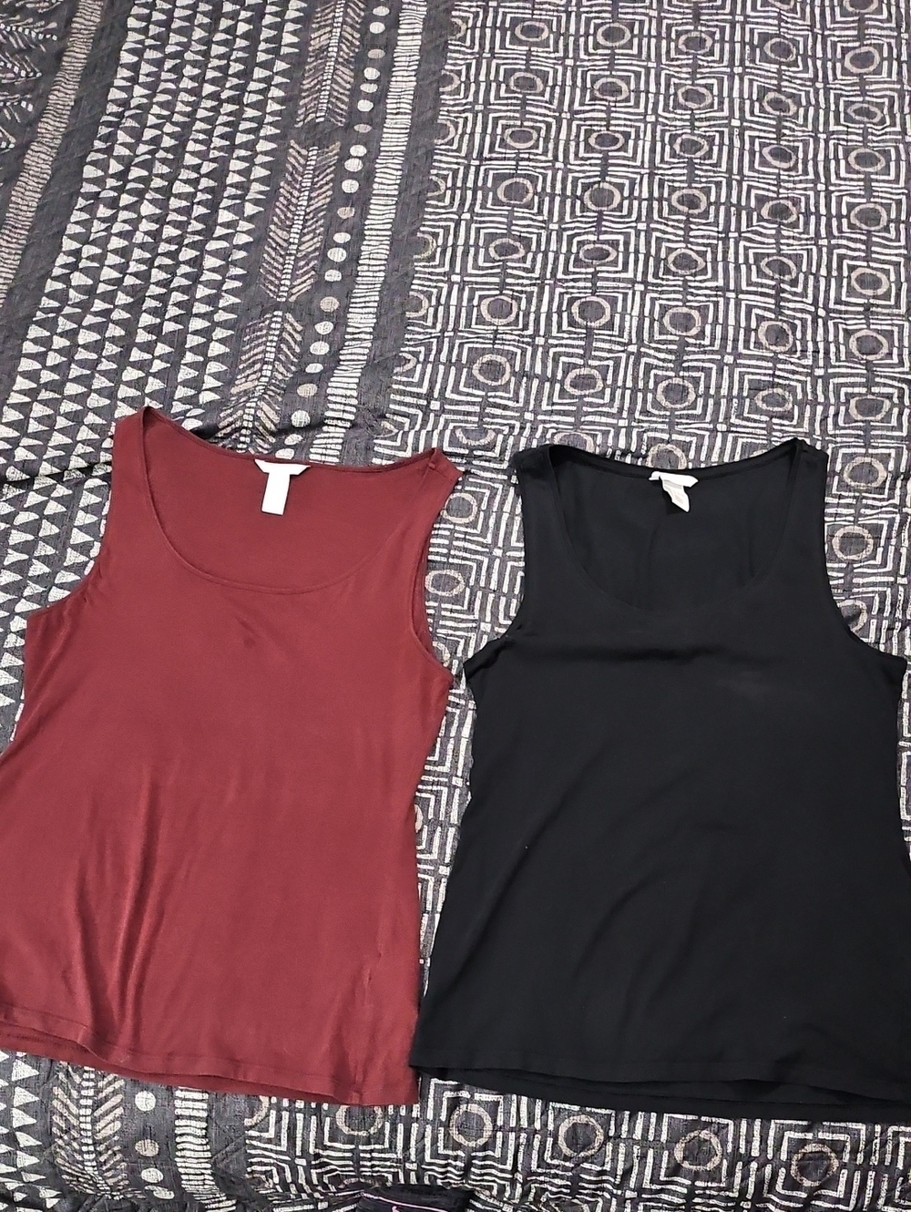 H&M Scoop Neck Tank Tops in Burgundy and Black